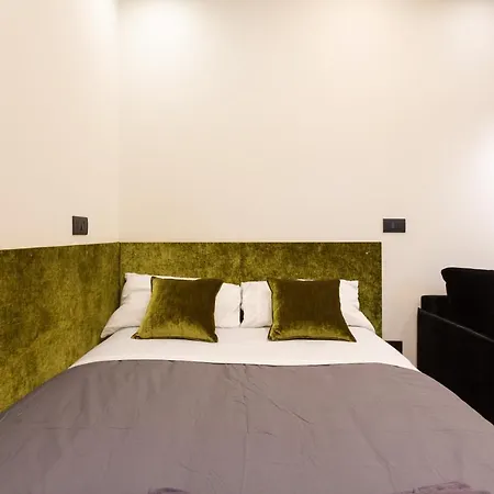 Pay60 -Crescenzago- Luxury Yellow House Milan Exterior photo