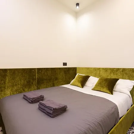 Pay60 -Crescenzago- Luxury Yellow House Milan Exterior photo