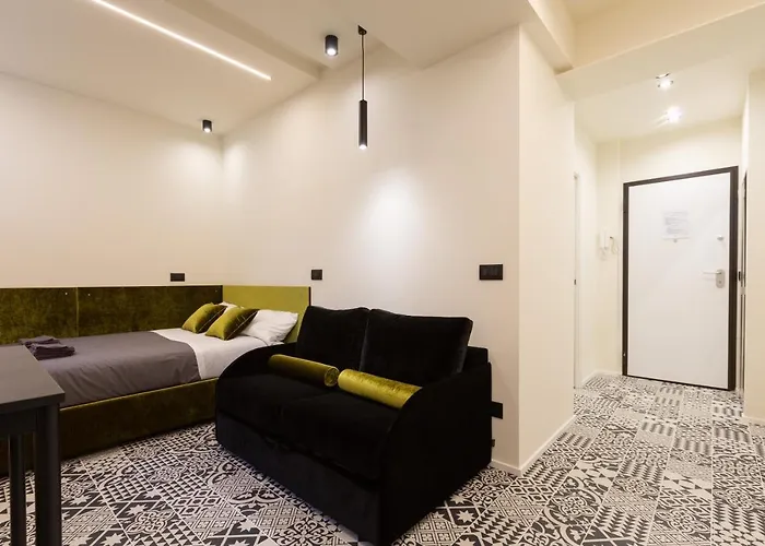 Pay60 -Crescenzago- Luxury Yellow House
